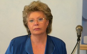 vicepresid commissione ue Reding